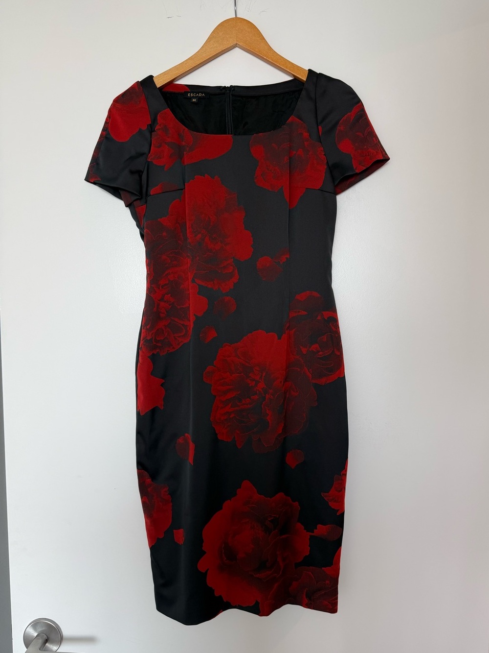 Escada Poppy Floral Sheath Dress  34